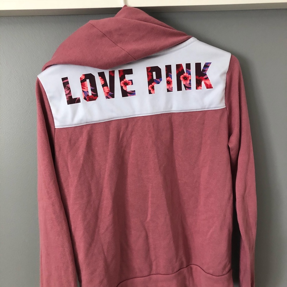 pink hoodie